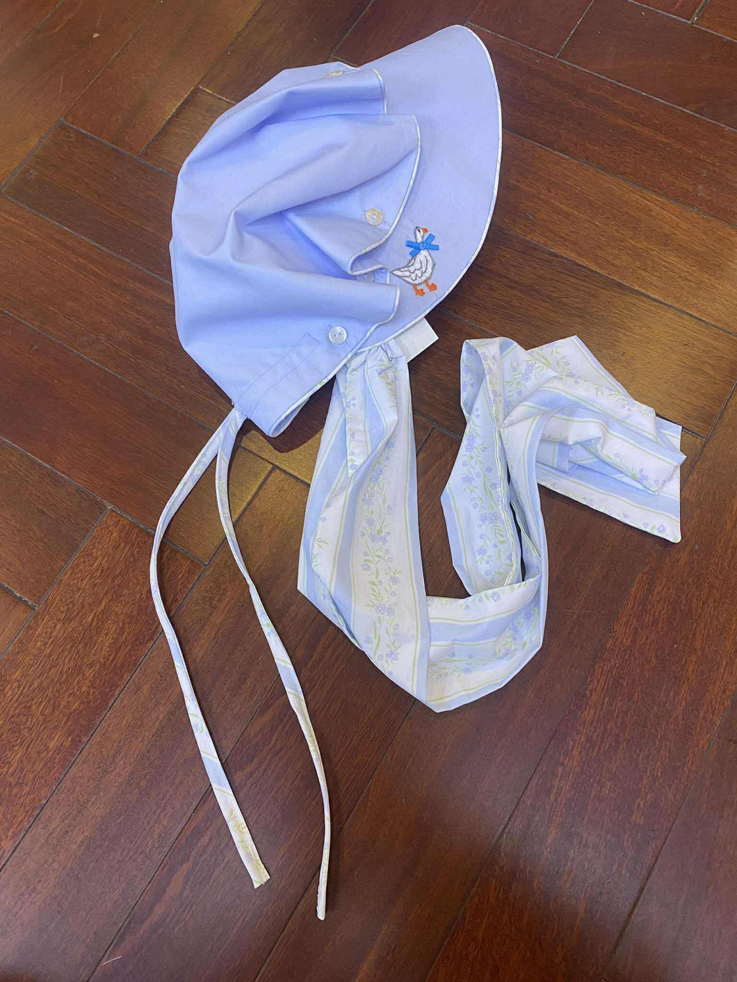 Vintage Goose Bonnet